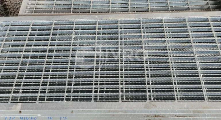 Pabrik Steel Grating